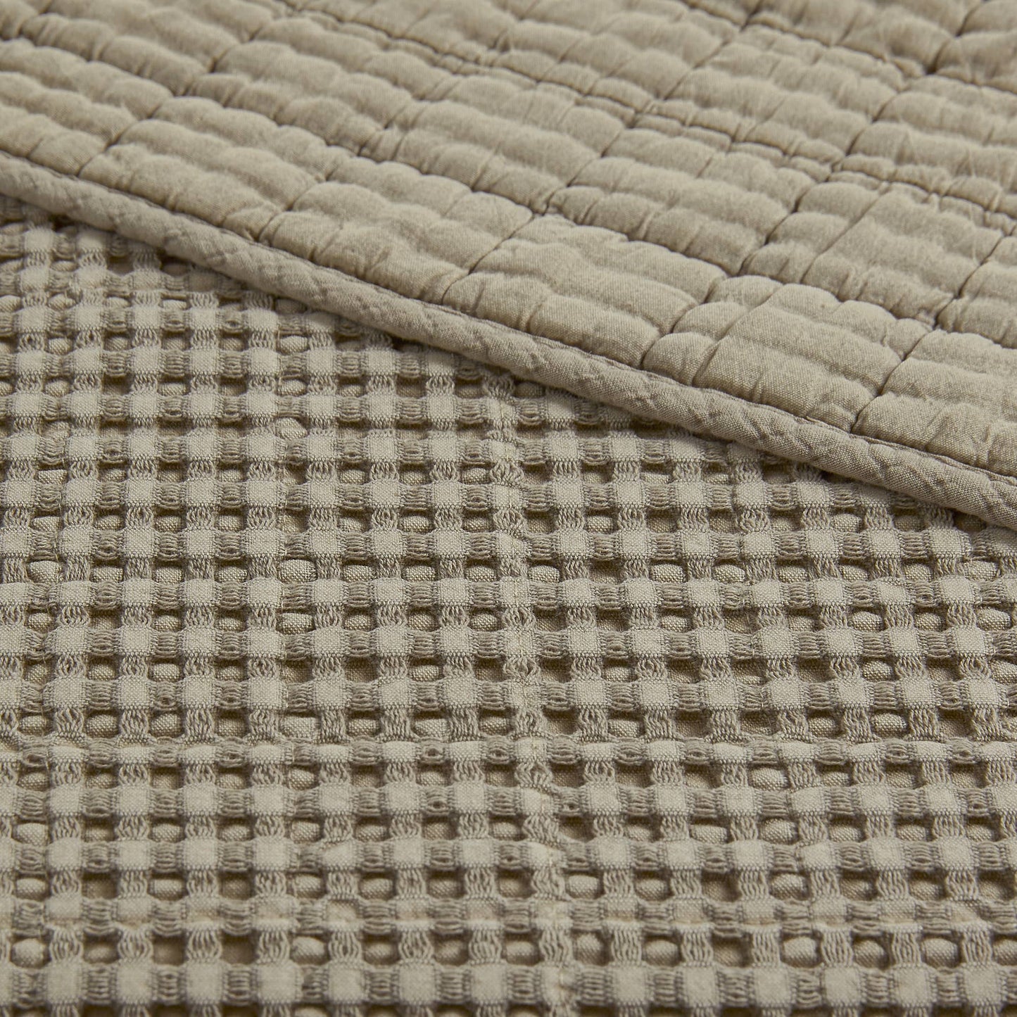 Mills Waffle Quilted Throw