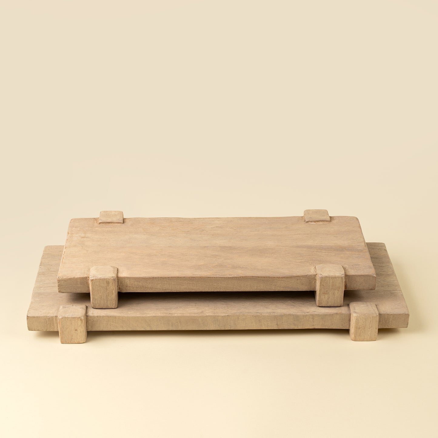Drift Pedestal Tray L, Bleached