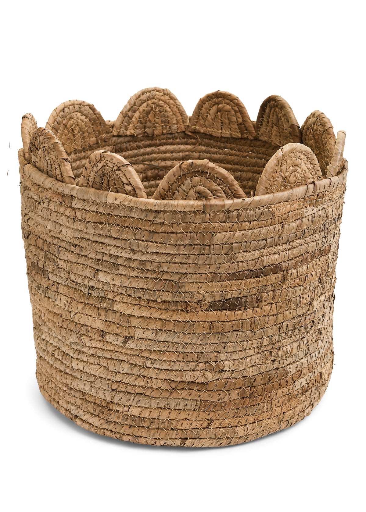 BASKET LARGE SCALLOP RIM GRASS NATURAL
