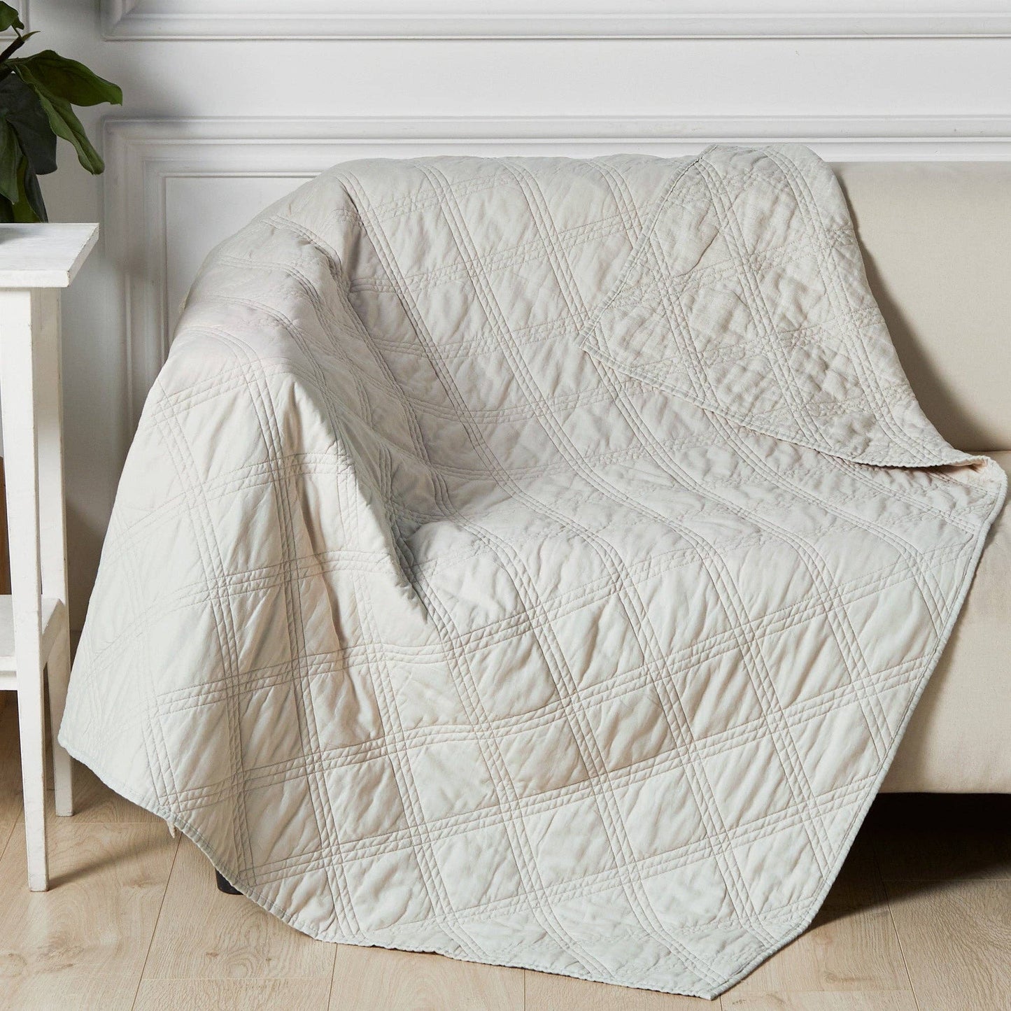 Washed Linen Quilted Throw