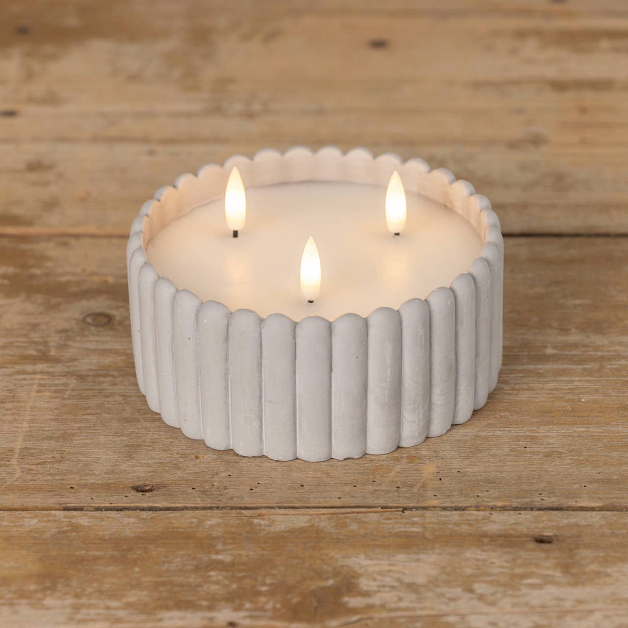 GREY CEMENT 3 WICK 3D FLAME CANDLE