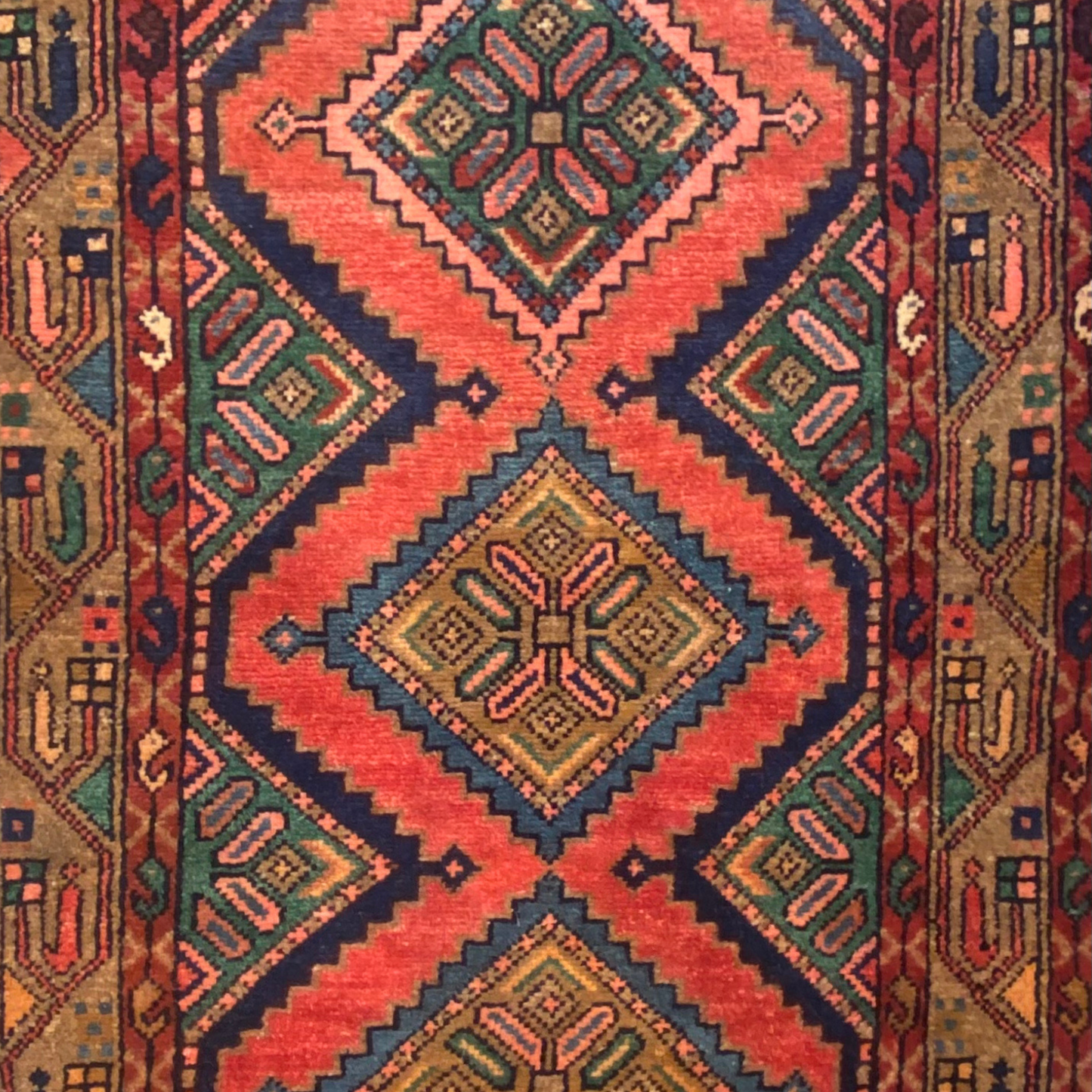 Chenar Semi-Antique Medallion Hand Knotted Runner