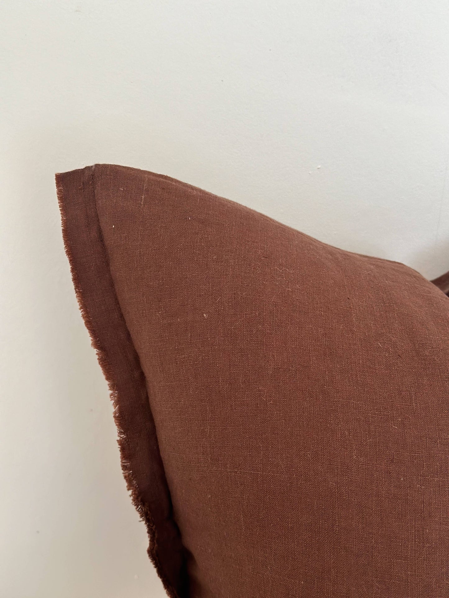 Linen – Dark Brown