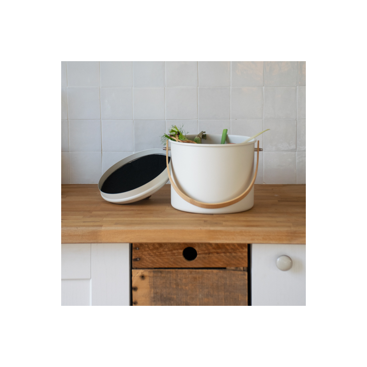 7L Compost Bin in Steel with Built-in Odor Filter