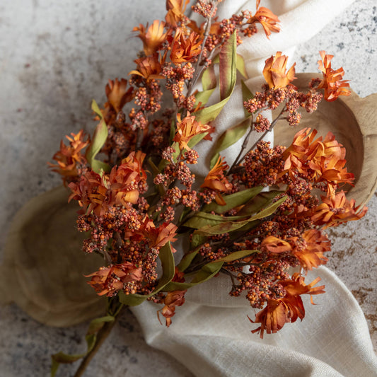21" ORANGE MINI BERRY & WILD FLOWER BUSH
