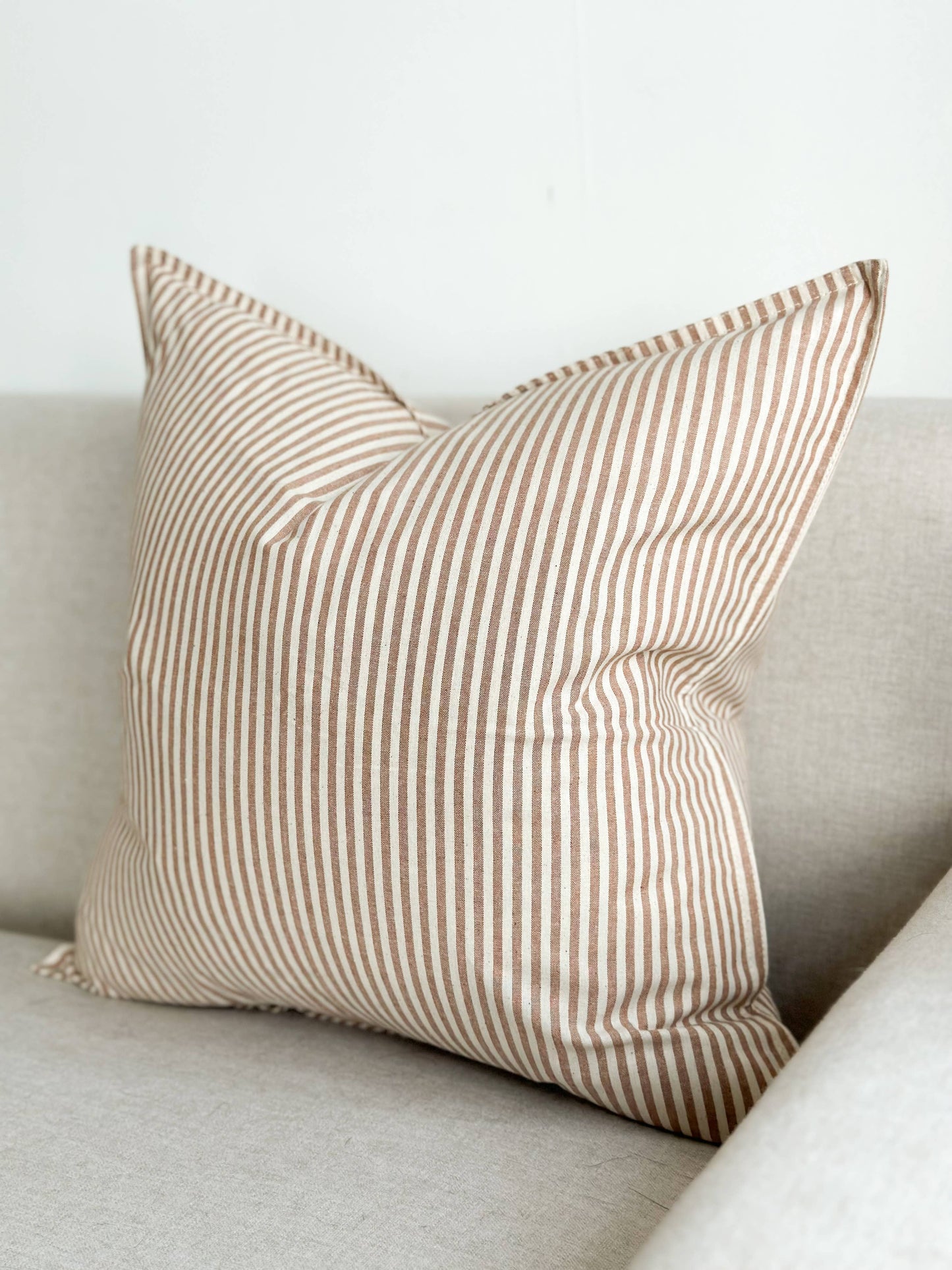 Cotton – Thin Brown Stripe