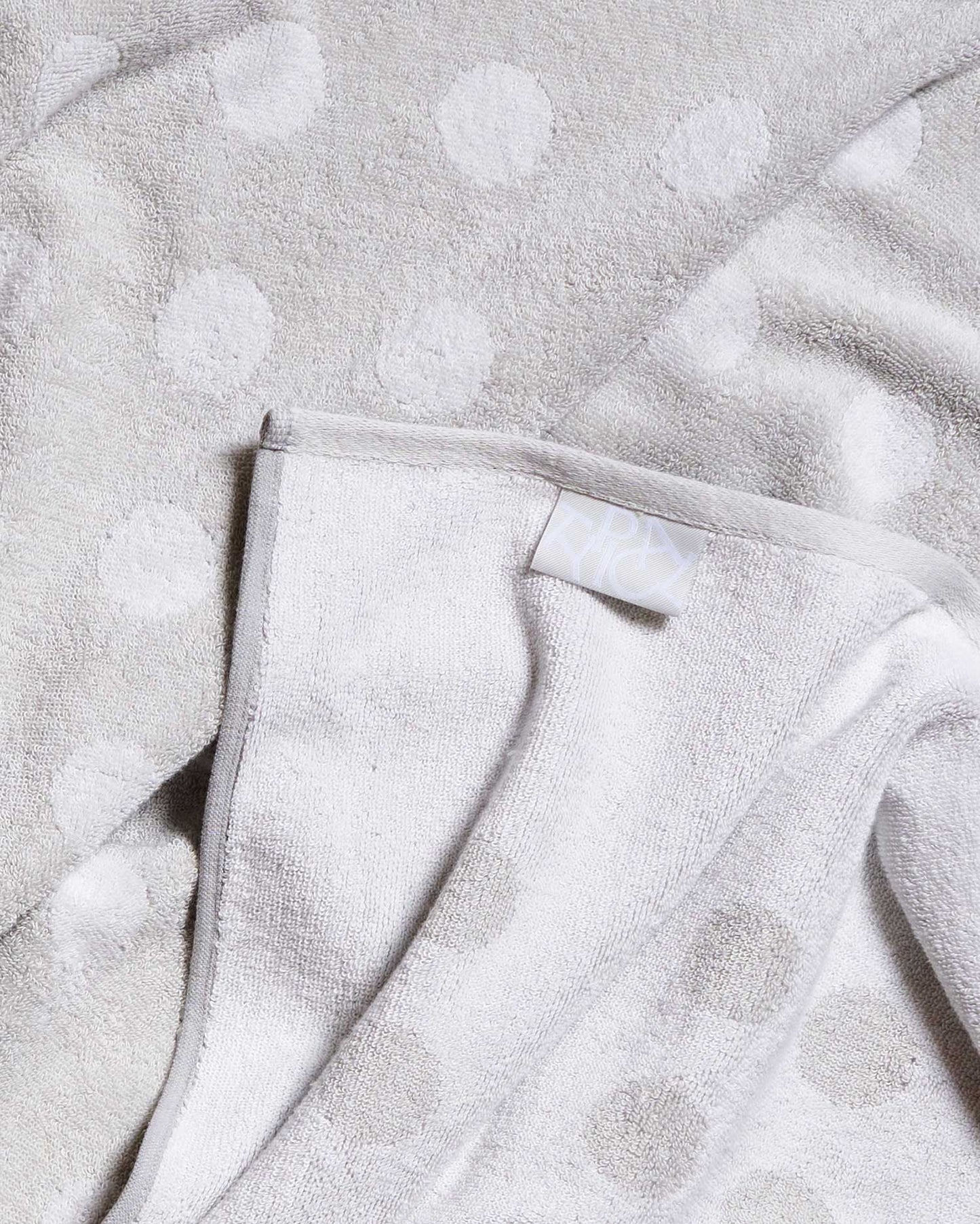 Polka Dot Stretch Bath Towel Ceramic Clay