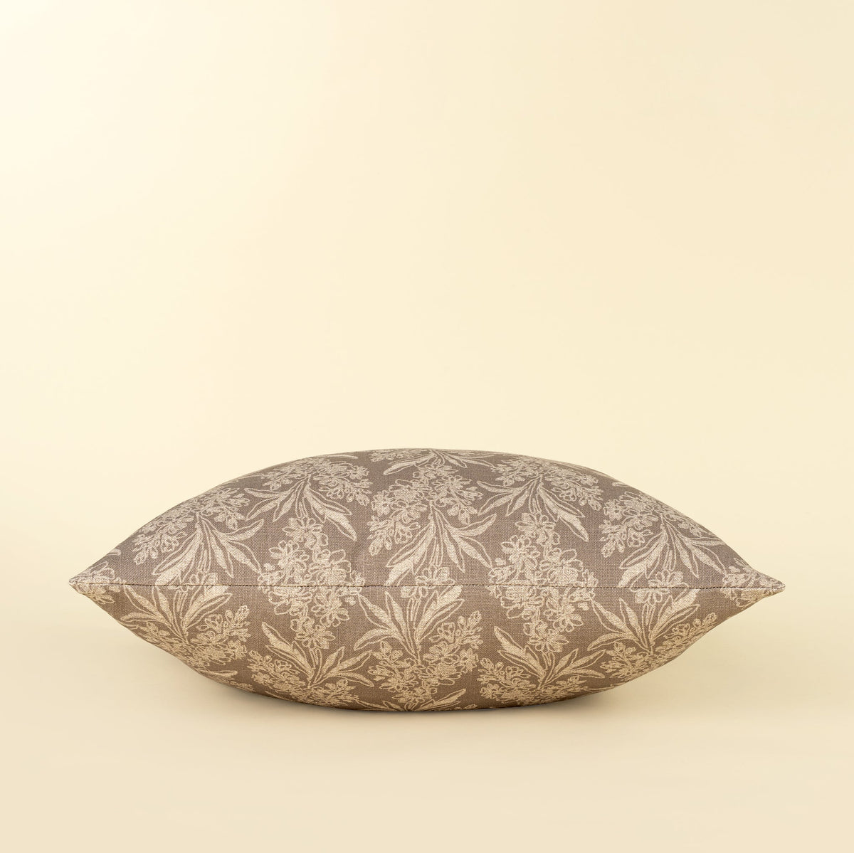 20x20 Clover Pillow
