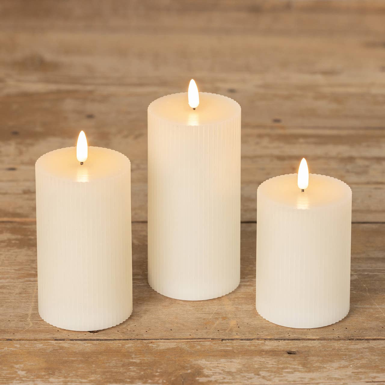 5" CREAM GROOVED 3D FLAME CANDLE