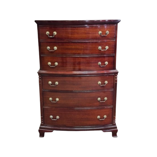 Mahogany Bowfront Chest of Drawers🇨🇦