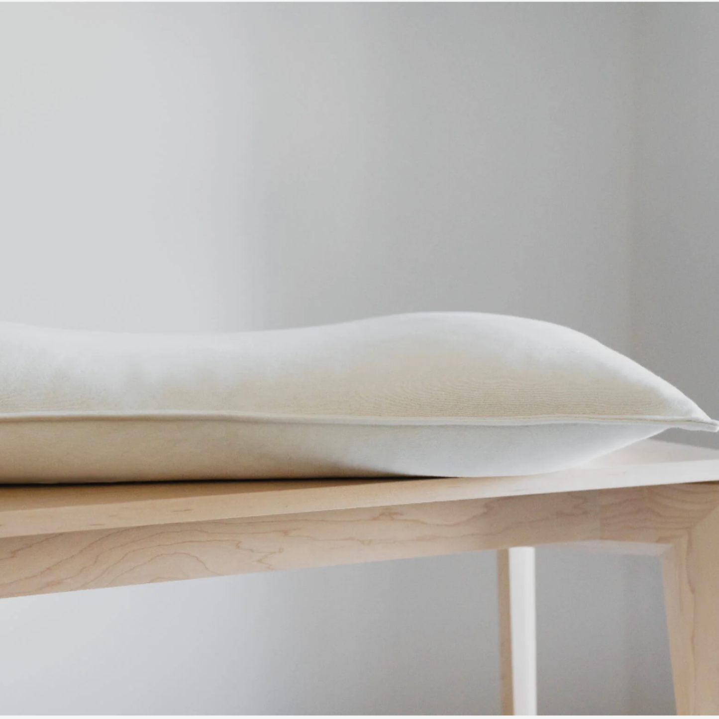 Contour Organic Shredded Rubber Pillow