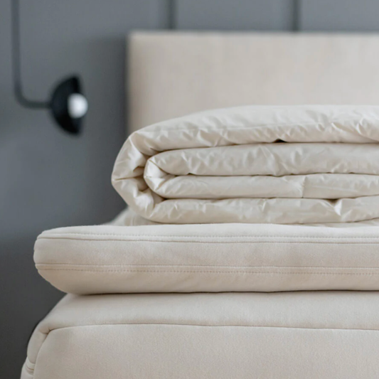 The Lightweight Organic Wool Duvet, Designed for Breathable Comfort