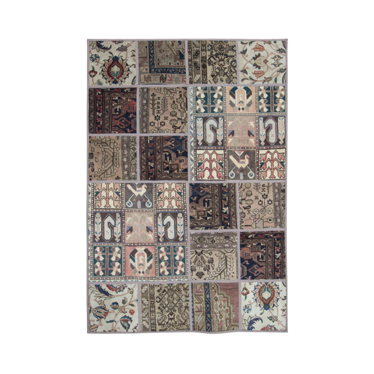 Chehel Tikke Patchwork Wool Hand Knotted 5'4" x 7'11"