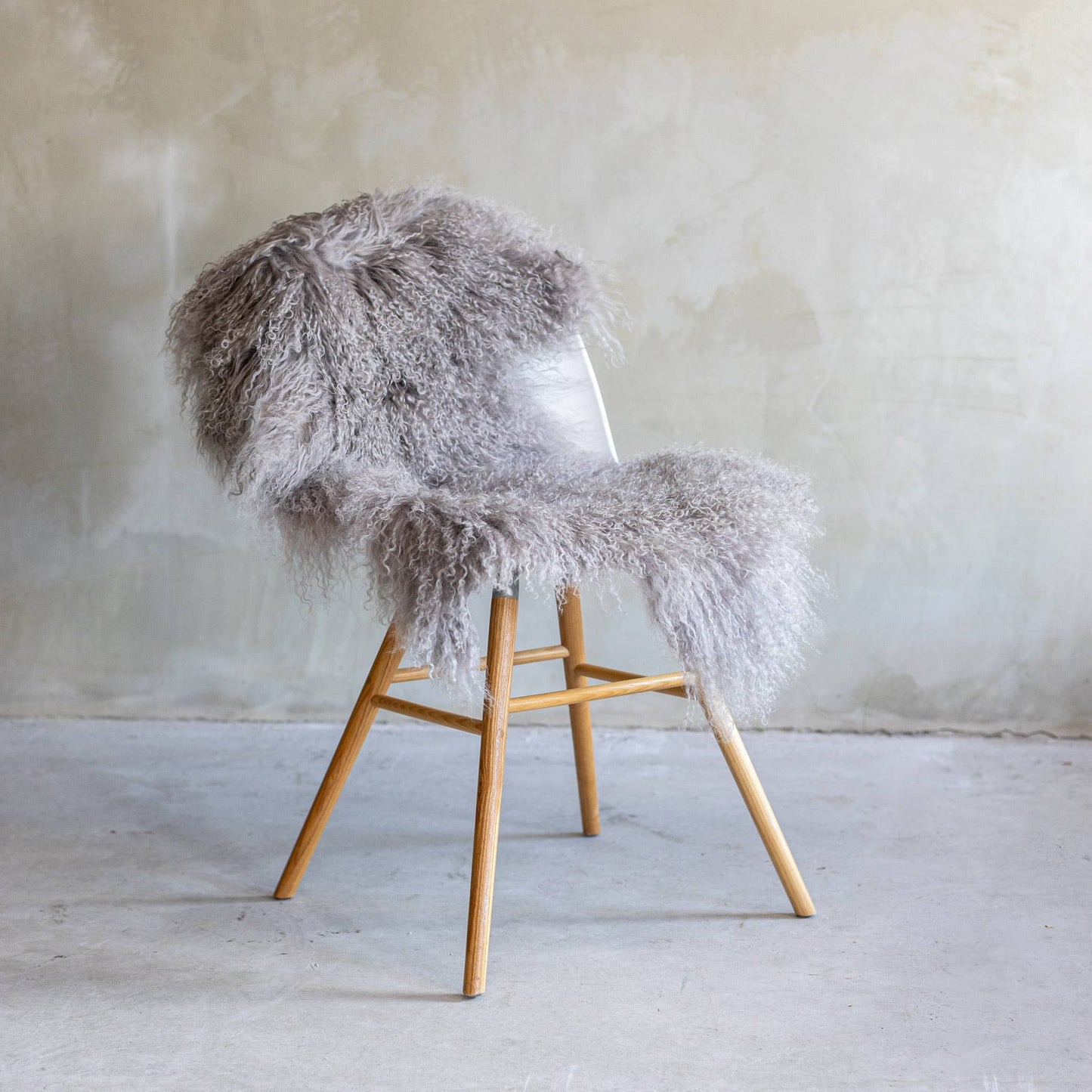 Curly Tibetan Sheepskin Rug - Shaggy Wool Hide | 14 Colors
