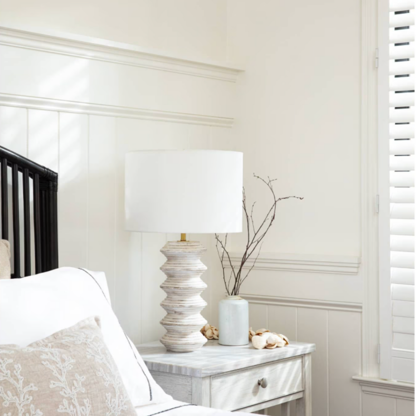 Nova Wood Table Lamp