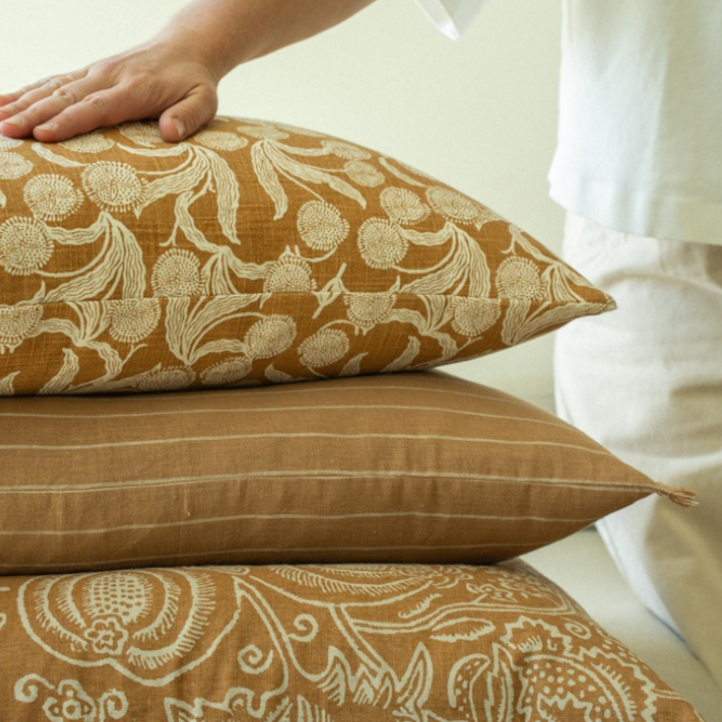 16x24 Paradisus Pillow, Terracotta