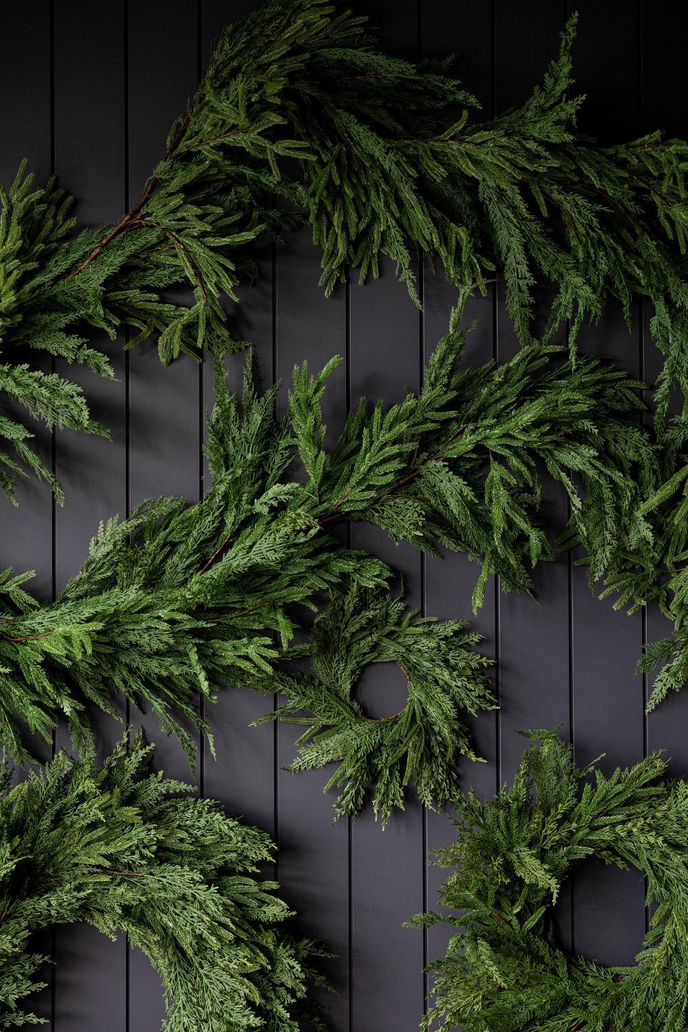 Norfolk & Cypress Mixed Real Touch Garland - 9 Ft