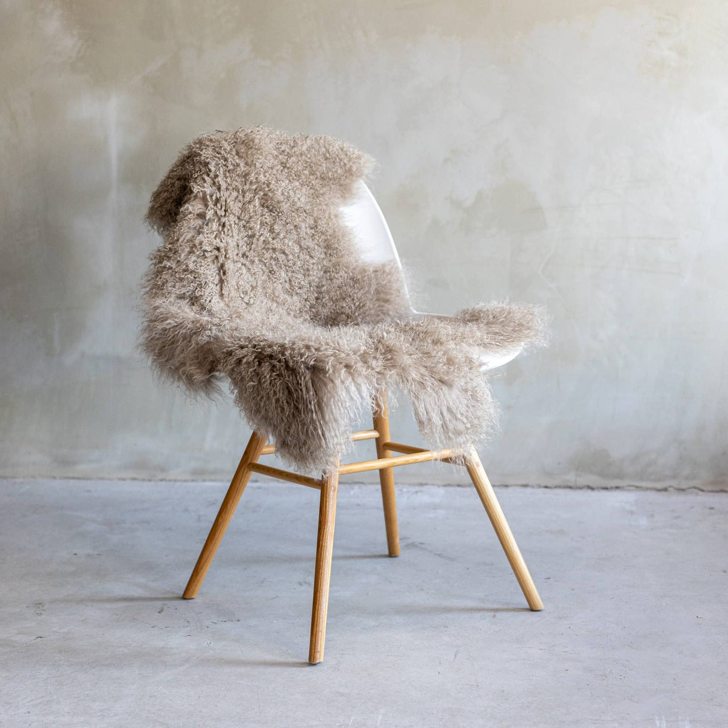 Curly Tibetan Sheepskin Rug - Shaggy Wool Hide | 14 Colors