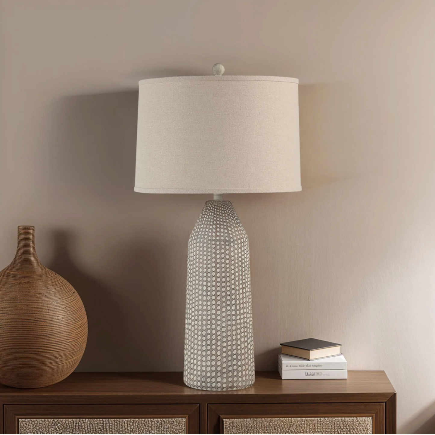 Lechuga Table Lamp