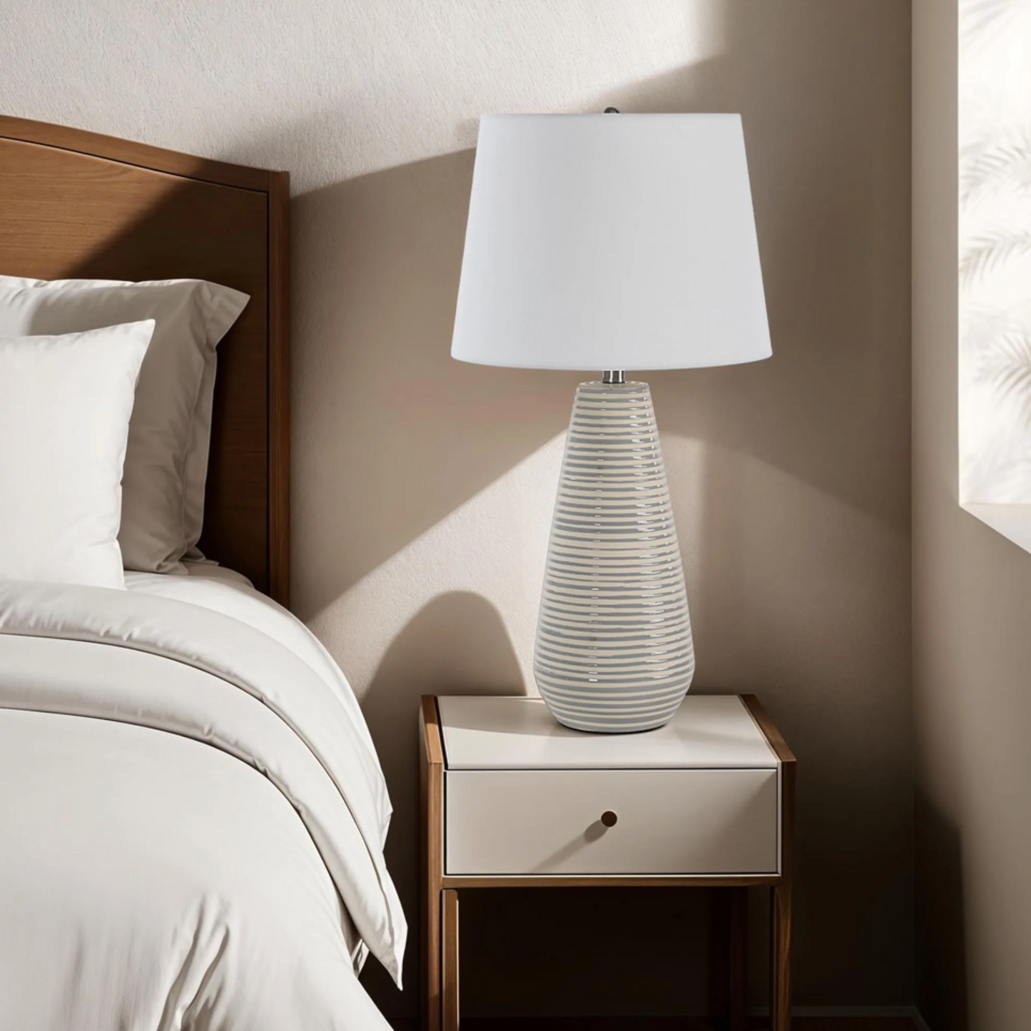 Pera Table Lamp