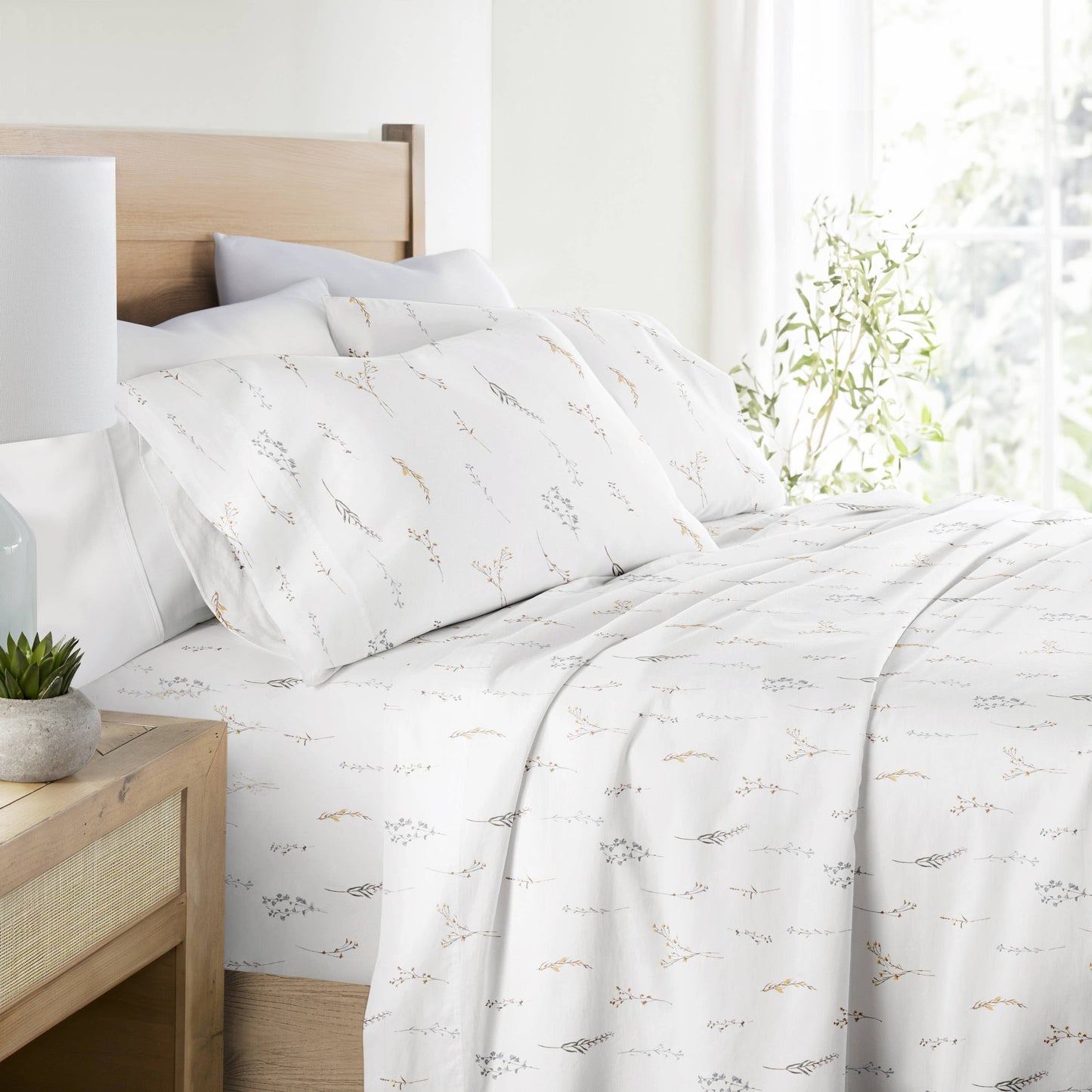 Wild Garden 300 Thread Count Cotton Patterned Sheet Set