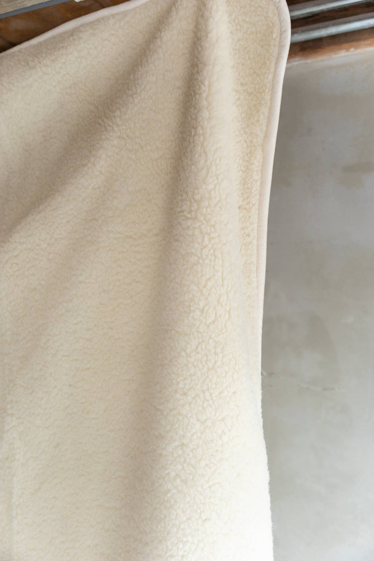 Blanket | 100% Natural Wool | 3 Styles | 200 x 160 cm