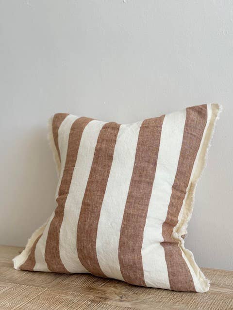 Esmee Frayed Edge Linen Cushion Cover🇬🇧