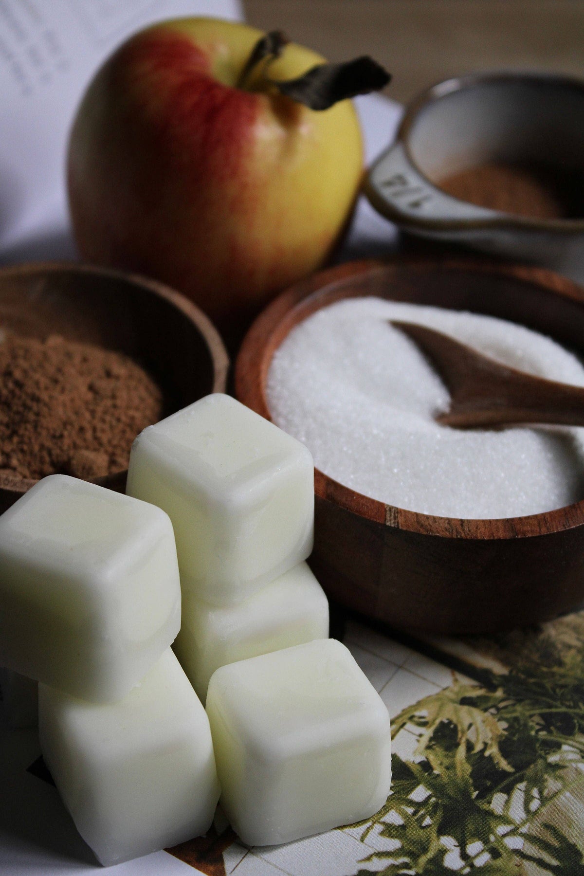 Crisp & Cozy Soy Candle | Warm Baked Apple & Cinnamon Fall Candle