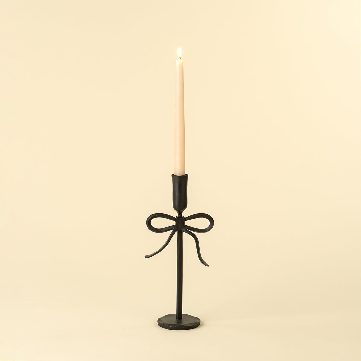 Bow Forged Candlestick M, Black