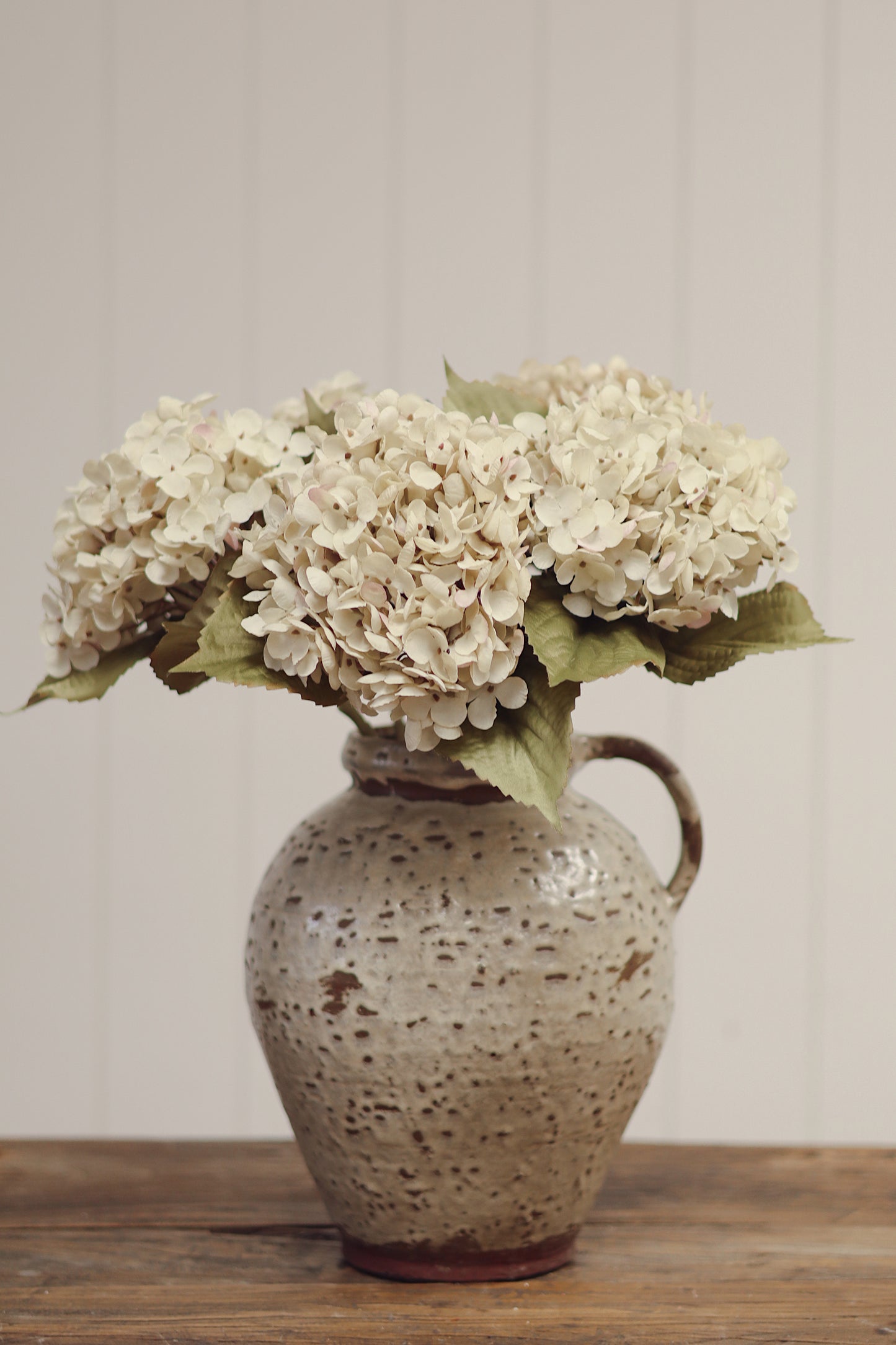 Heirloom Hydrangea Stem, White