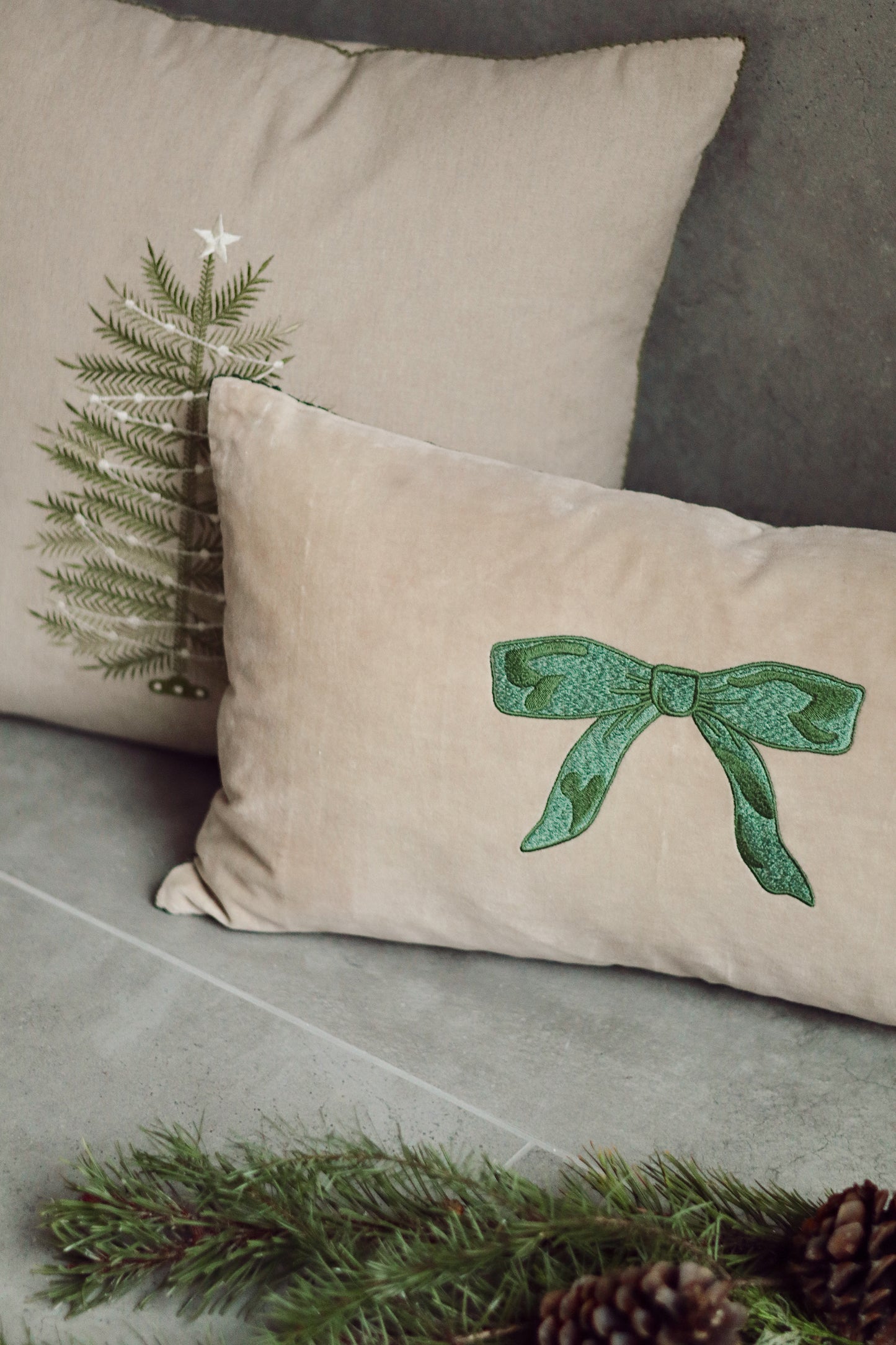 Velvet Bow Lumbar Pillow Cover, Green
