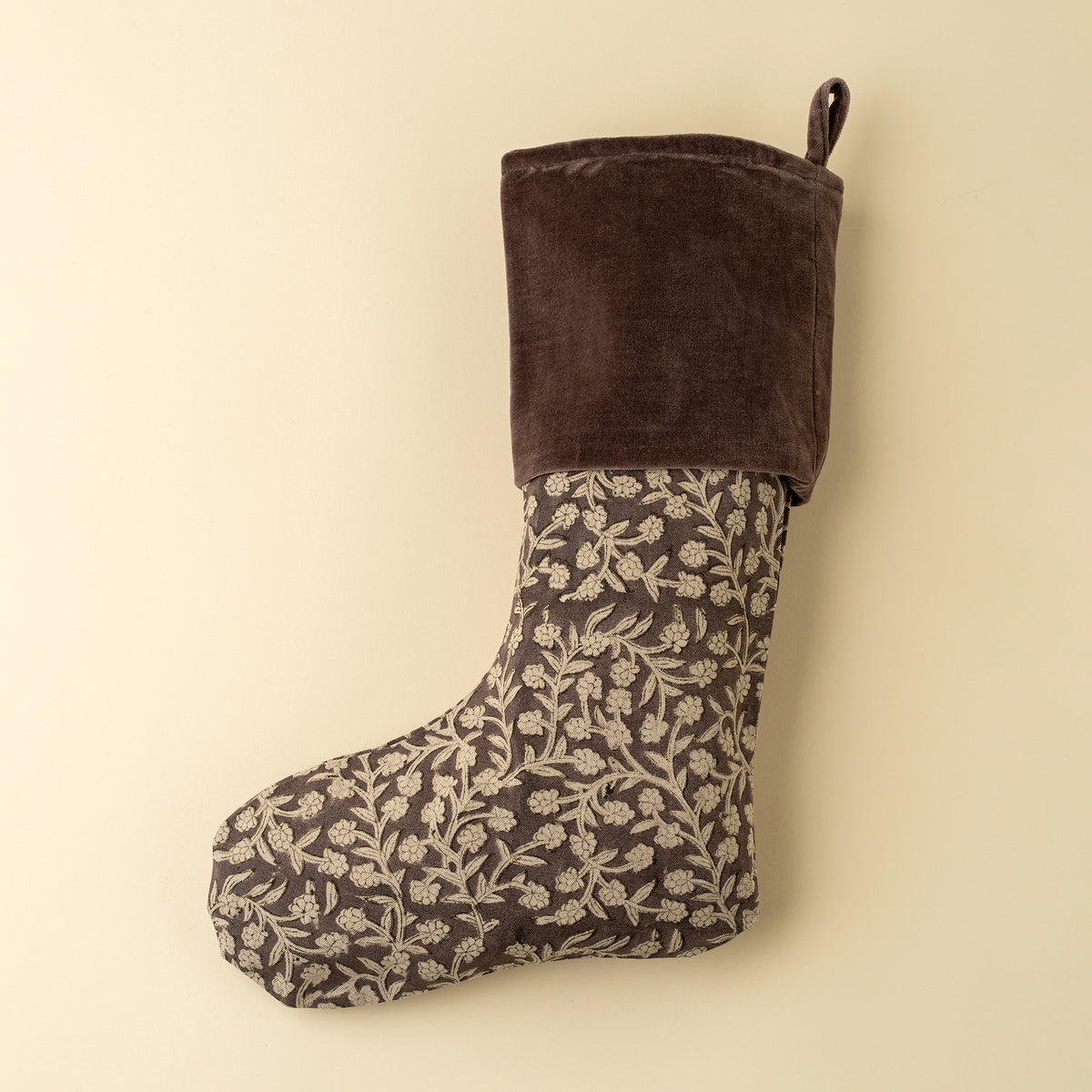 Wildvine Velvet Stocking, Heather