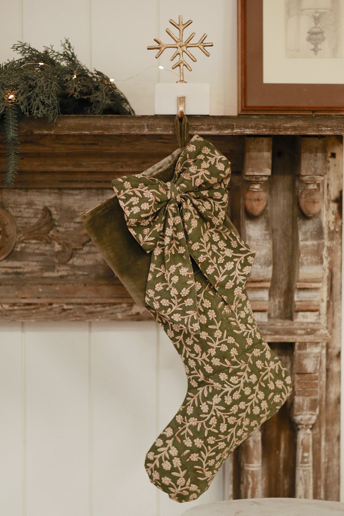 Wildvine Velvet Stocking, Olive