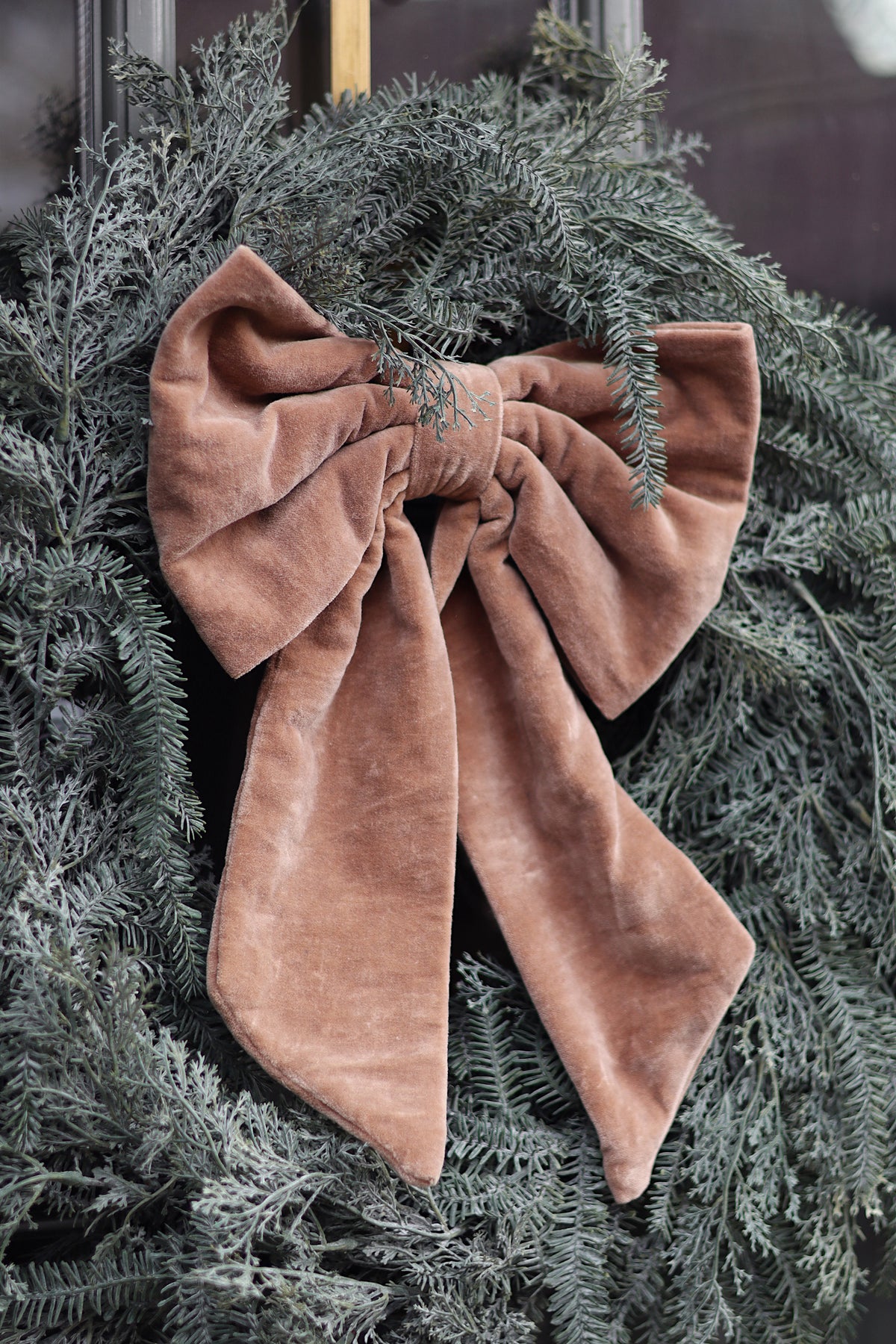 Velvet Bow Hanging L, Latte