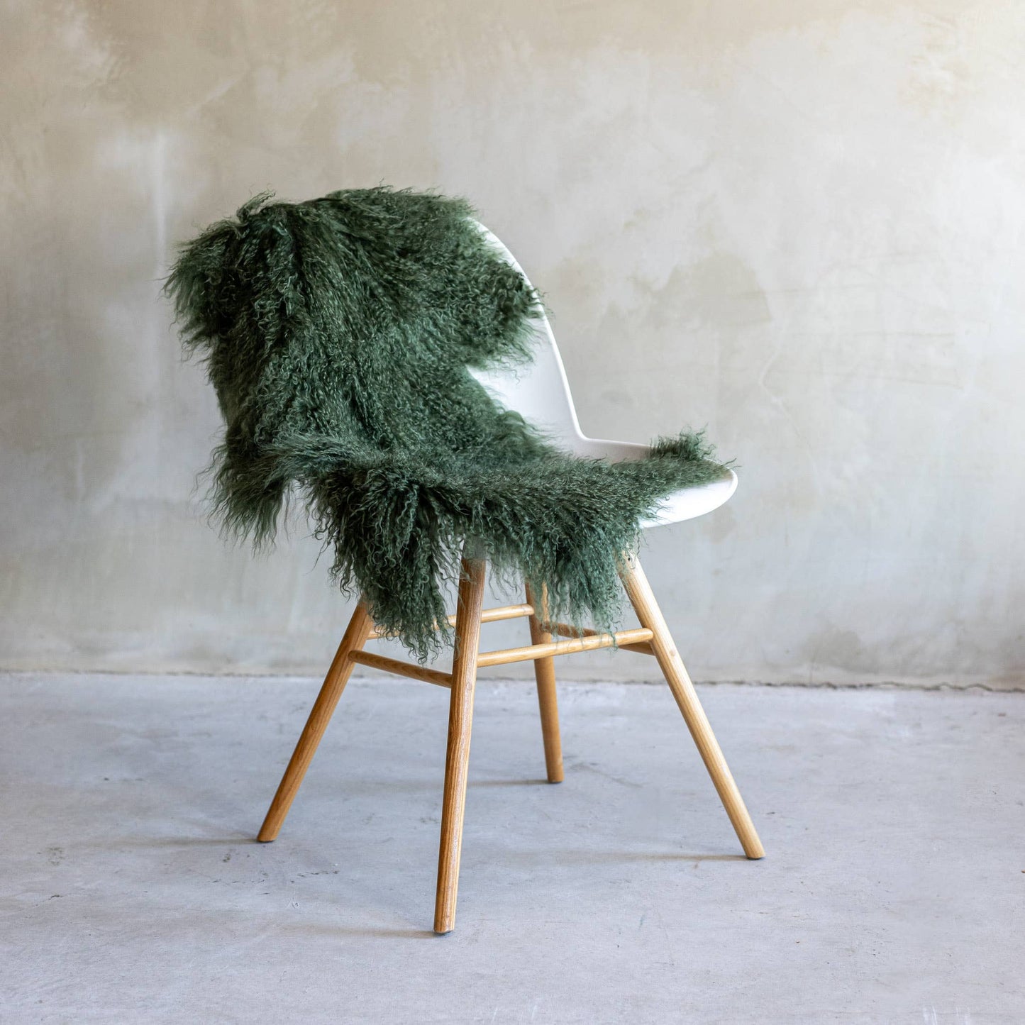 Curly Tibetan Sheepskin Rug - Shaggy Wool Hide | 14 Colors