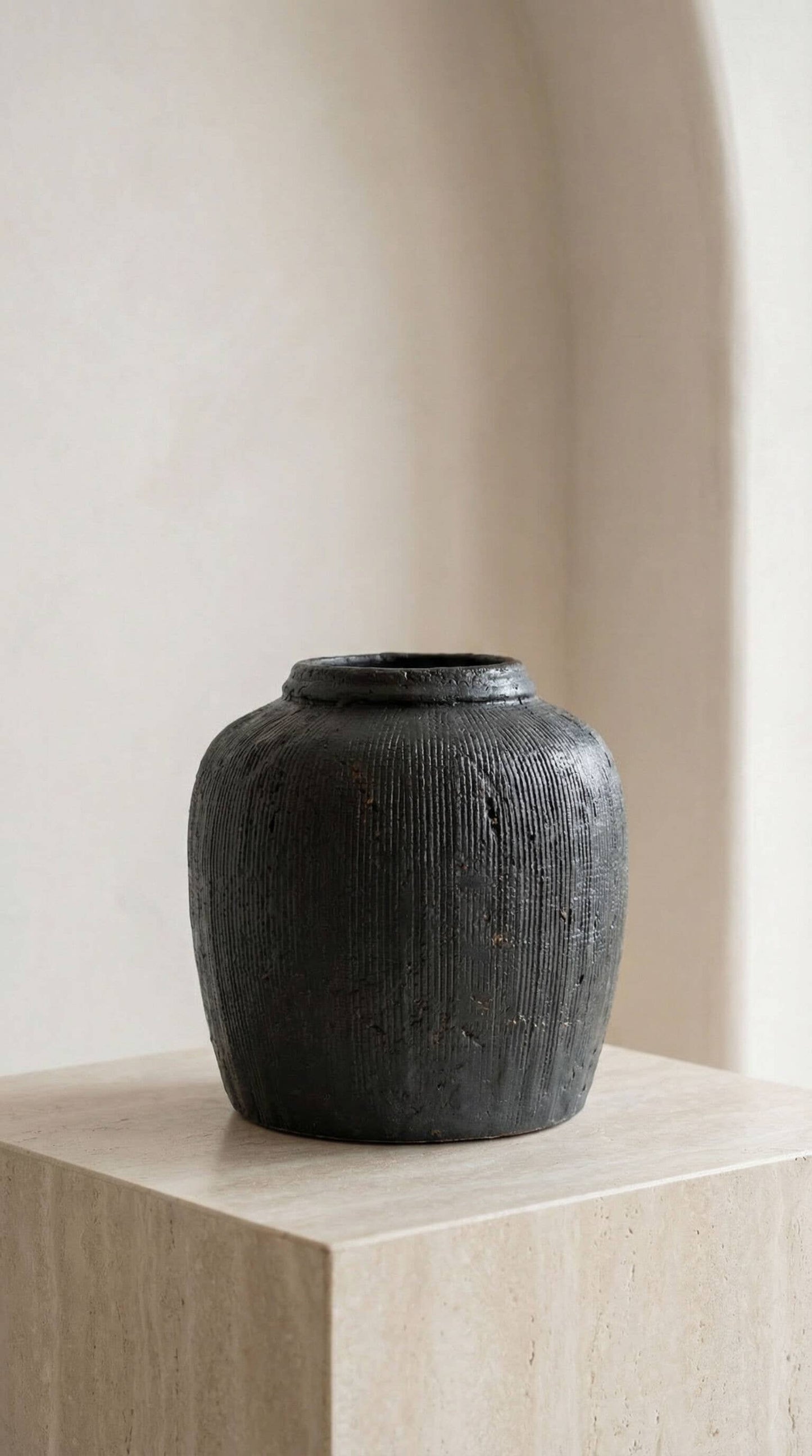 Terracotta Vase, Ribbed Charcoal Finish - Mirella