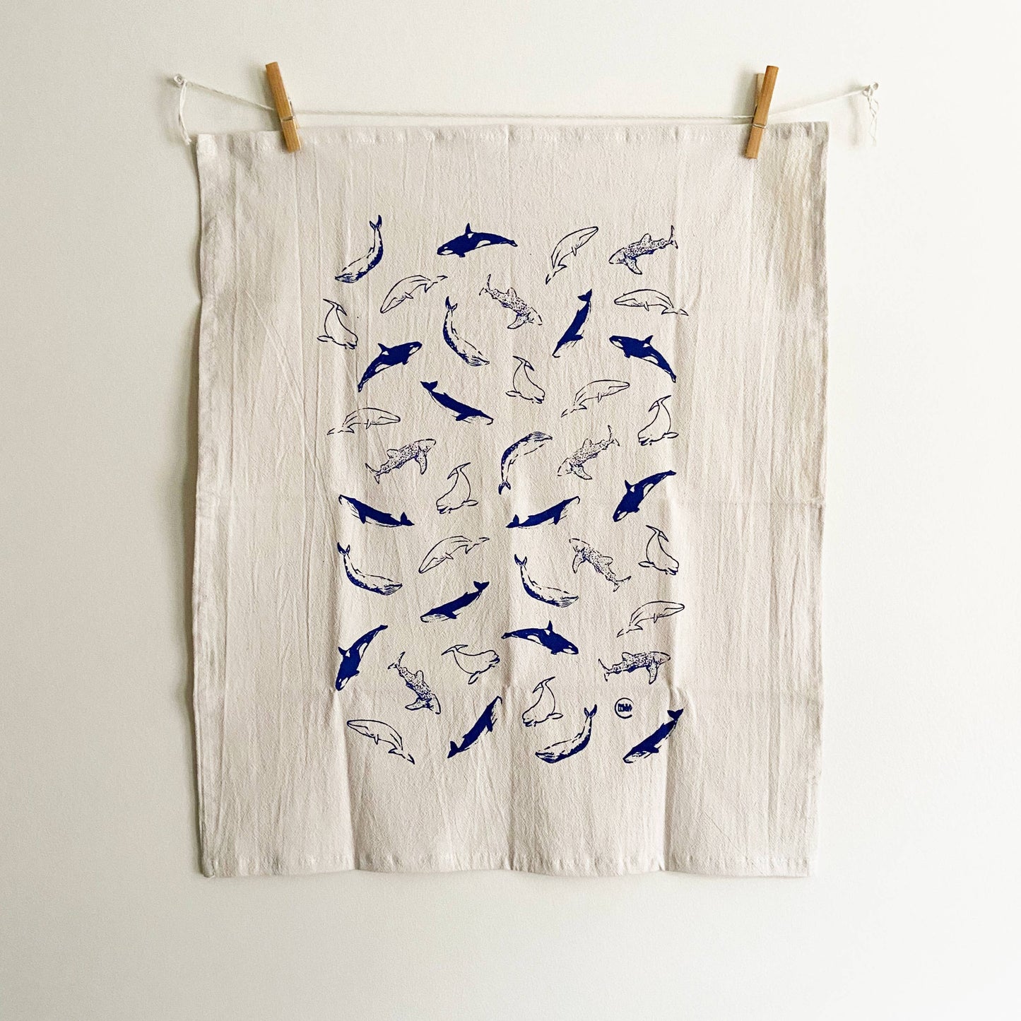 Whales Organic Tea Towel Blue - 20x24🇨🇦