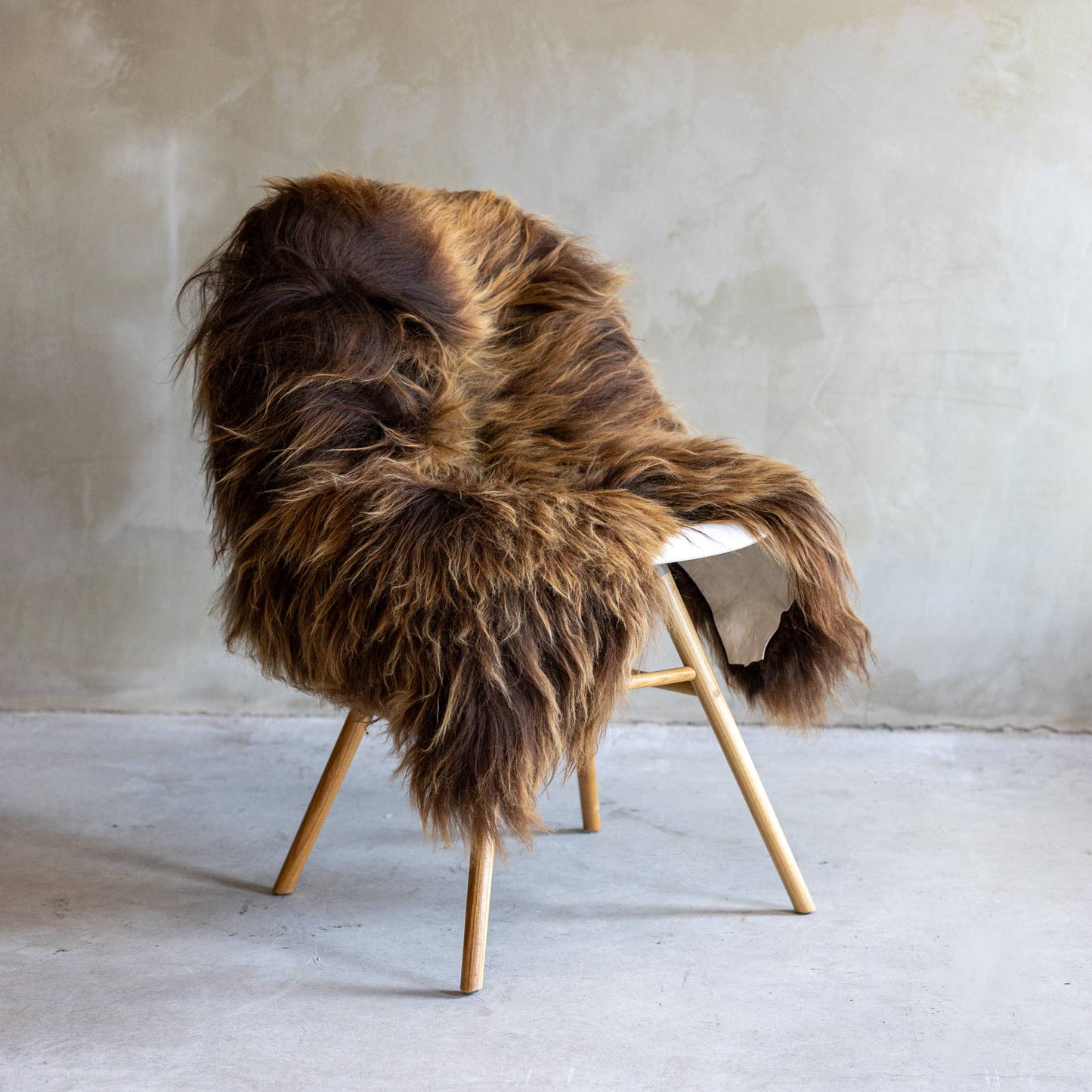 Icelandic Sheepskin | Natural Brown | Long Wool | 90-100 cm
