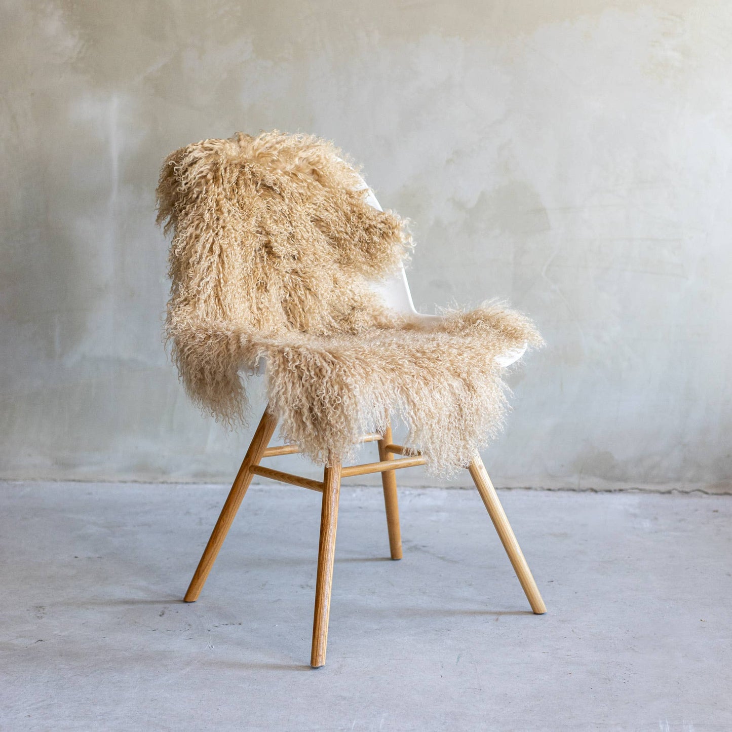Curly Tibetan Sheepskin Rug - Shaggy Wool Hide | 14 Colors