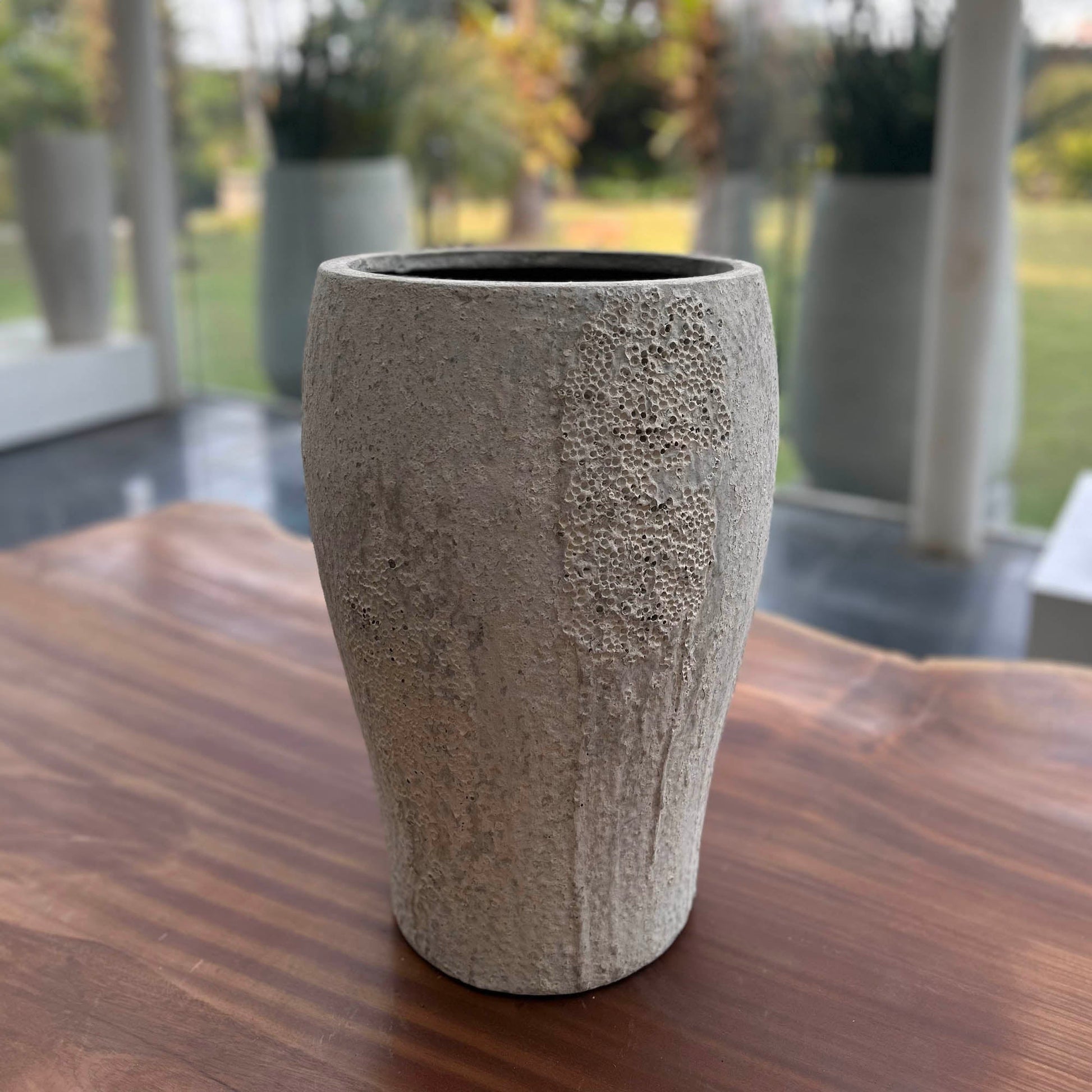 Uxmal Large Pot Antique White