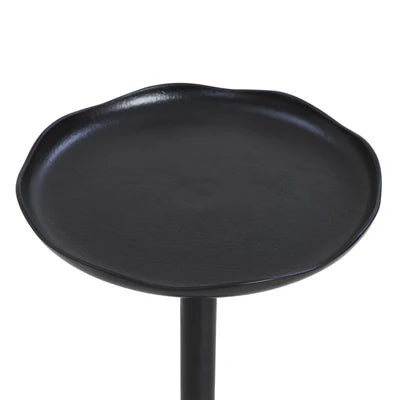 Fiora Table