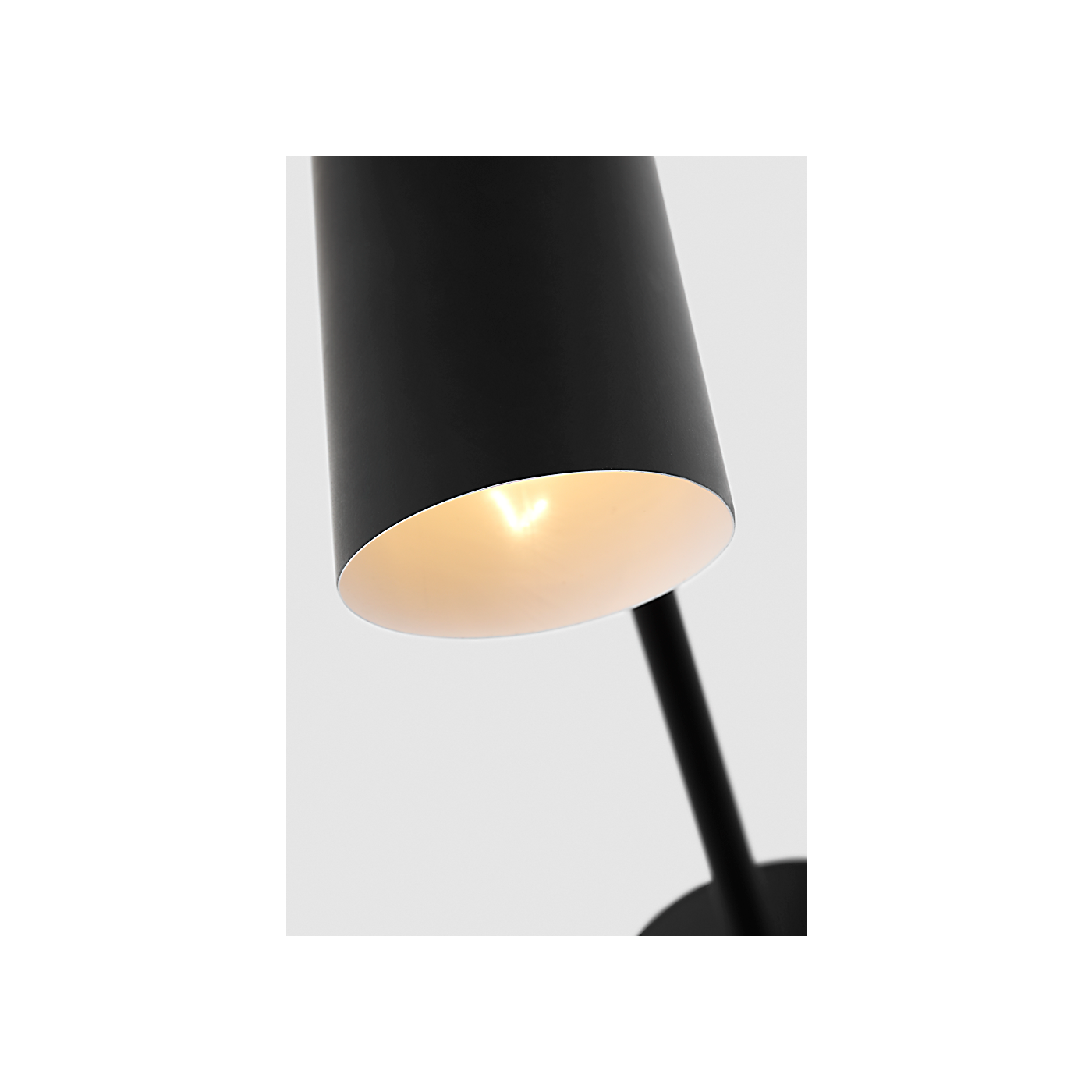 Frasar Medium Sconce Damp Rated 10.625in