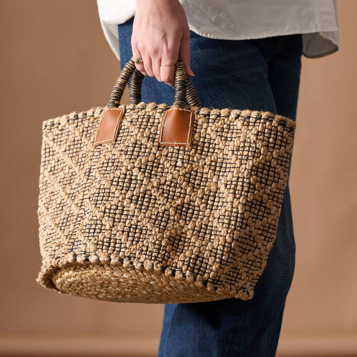 Bahana Handled Jute Basket 14"