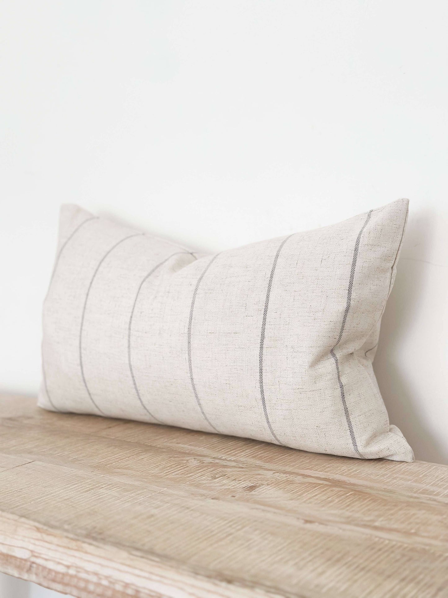 Freya Linen Blend Cushion Cover 50×30 – Stone & Grey🇬🇧