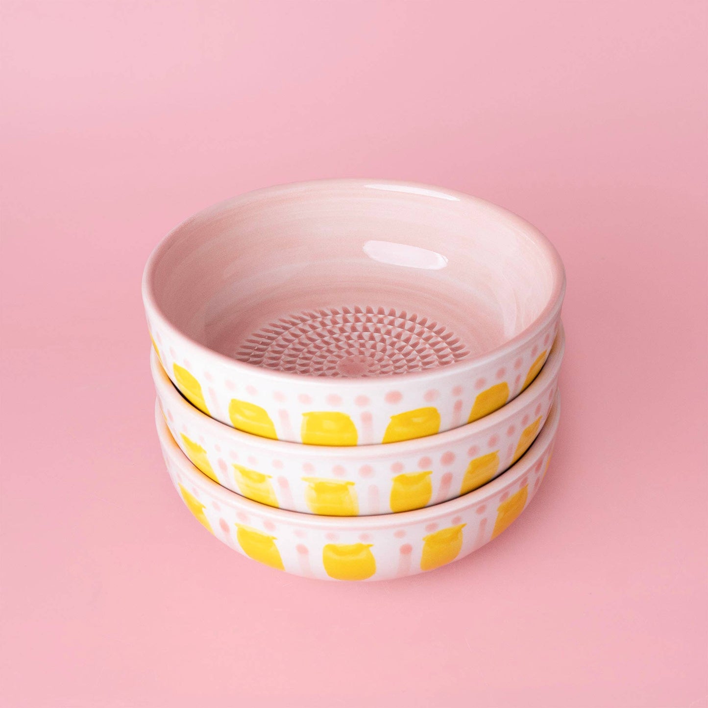 Vintage Pottery Grater Bowl – Pink and Yellow / VALENTINA