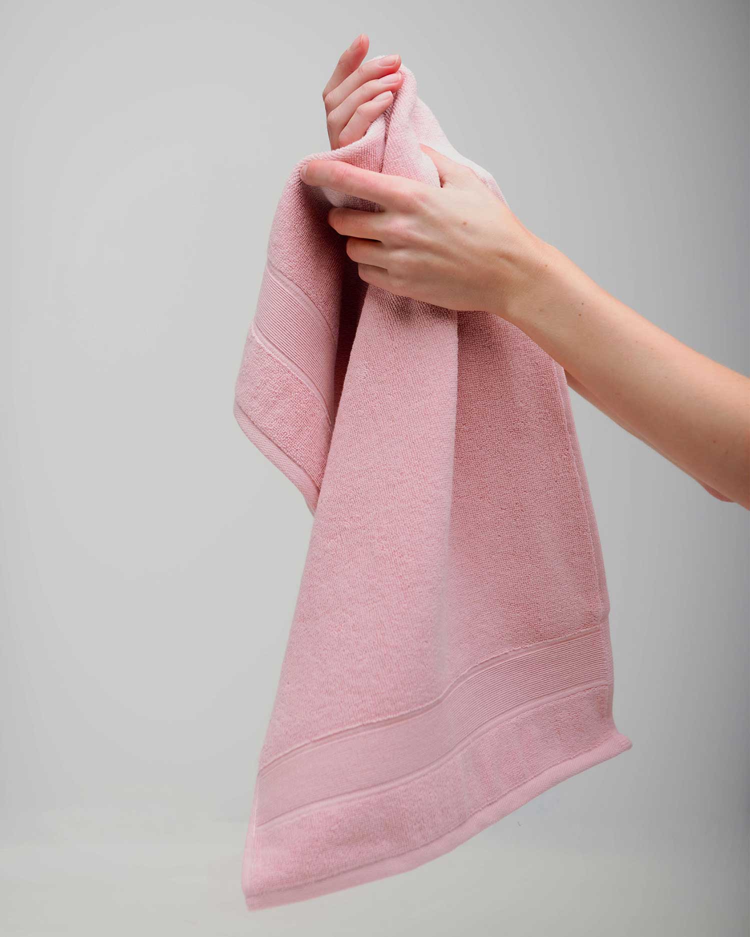 Classic Stretch Towel Petal Pink 630 GSM