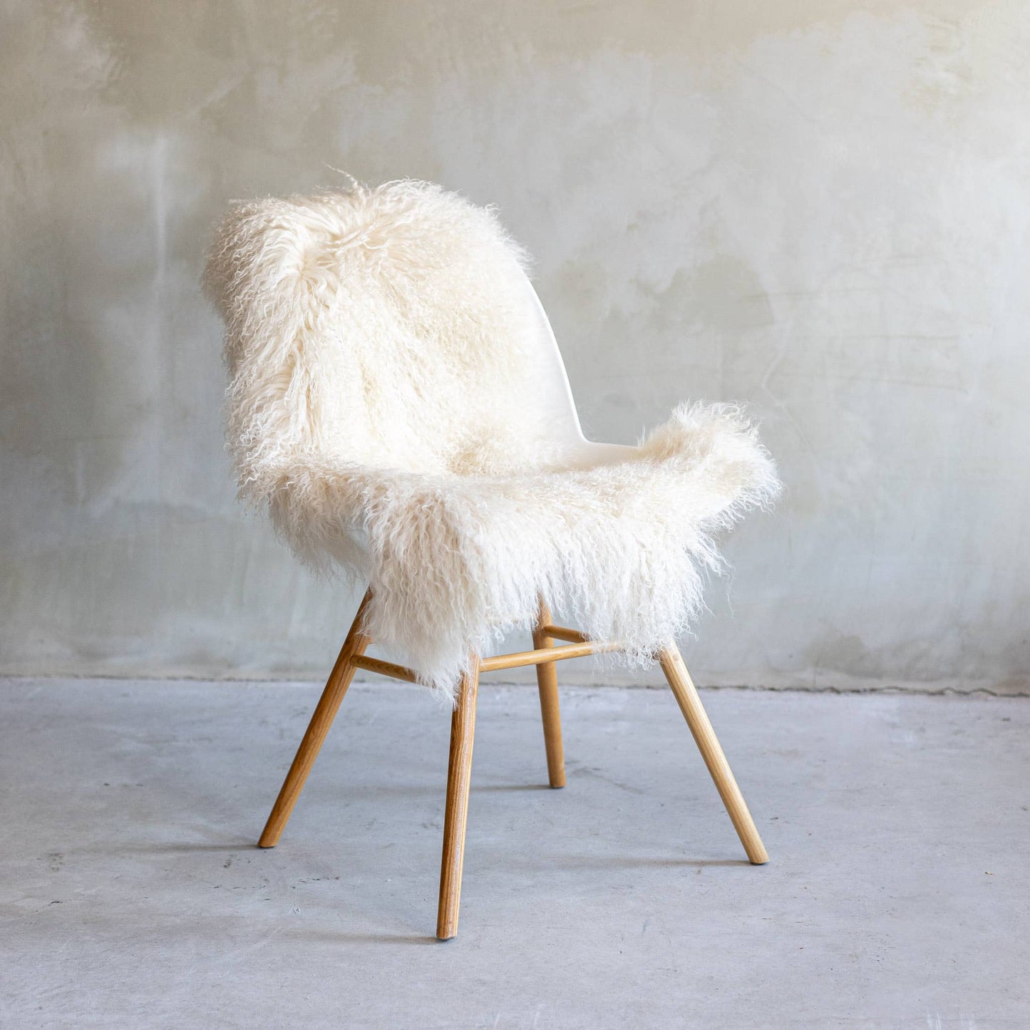 Curly Tibetan Sheepskin Rug - Shaggy Wool Hide | 14 Colors