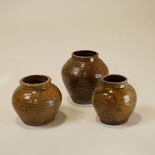Burt Vintage Pot