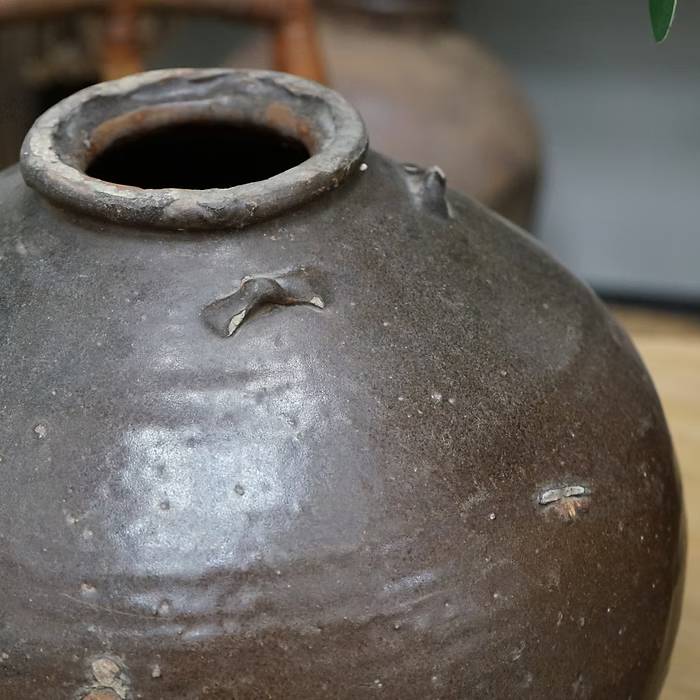 Merle Vintage Pot