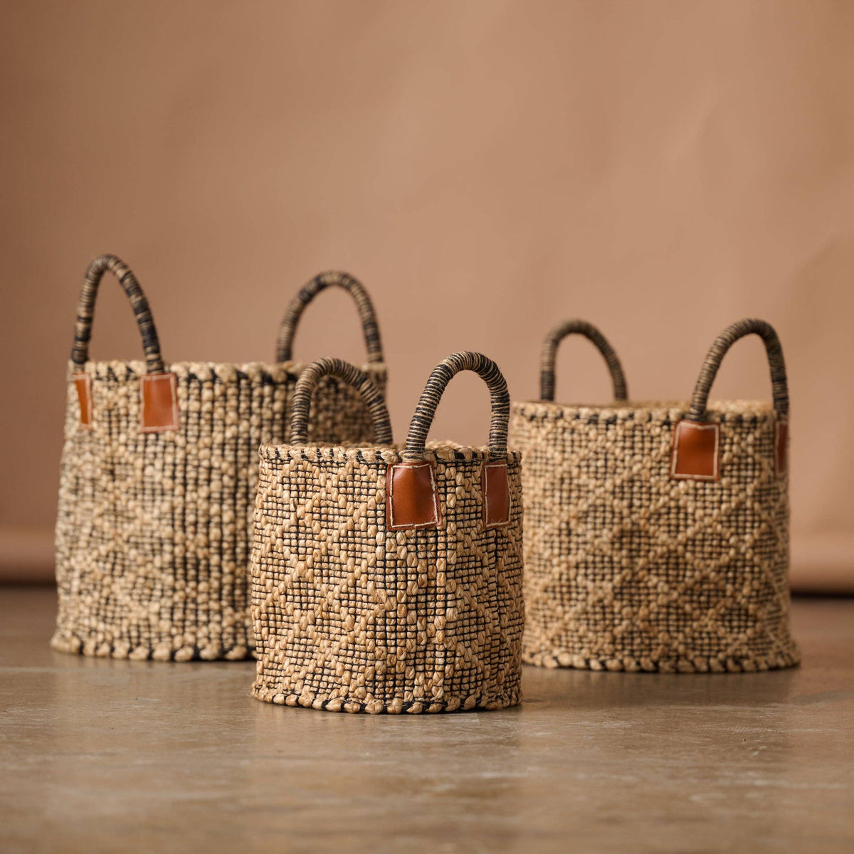 Bahana Handled Jute Basket 10"